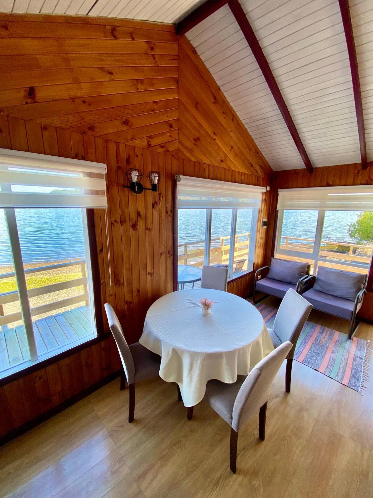 Cabanas Palafitos Dalmacia Кастро Екстер'єр фото